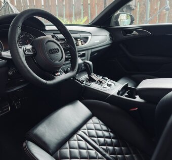 AUDI VOLANT kozeny zkoseny - perforovana kuze - S/RS logo - 6