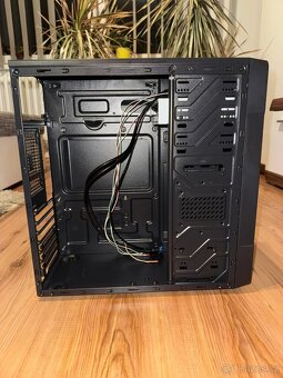 PC skříň / case Spire Supreme 1614 – jako nová, ATX / mATX - 6