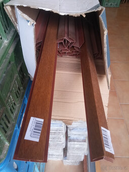 Plastové fasádní palubky HOPA ECO+ zlatý dub, s okenní fólií - 6