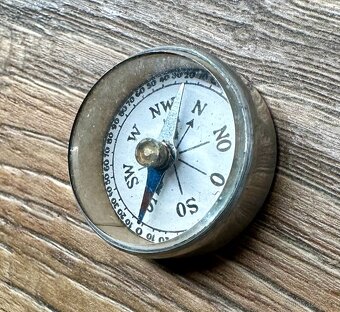 Starý kompas malý hliník SBĚRATELSKÝ - 6