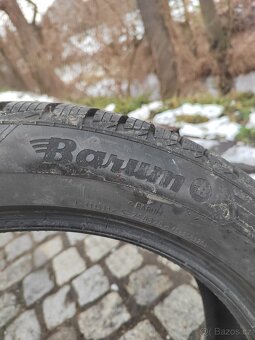 Prodán 2ks zánovních zimních pneu 205/50/17 Barum polaris 5 - 6