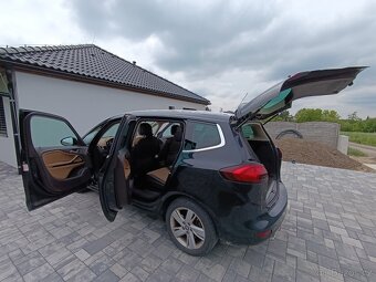 Zafira Tourer C 96kw automat - 6