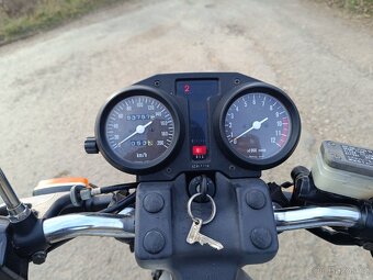 Suzuki GSX 400 - 6