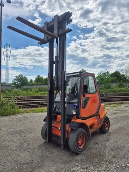 Vysokozdvižný vozík LINDE H40D nosnost 4000kg, volný zdvih - 6