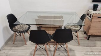 Prodám jídelní stůl - 6