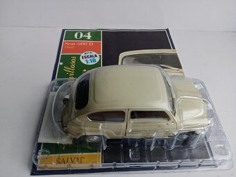 Seat (FIAT ) 600, kovový model 1:18, 1/18 Solido - 6