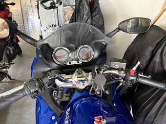 Suzuki GSF 600S bandit - 6