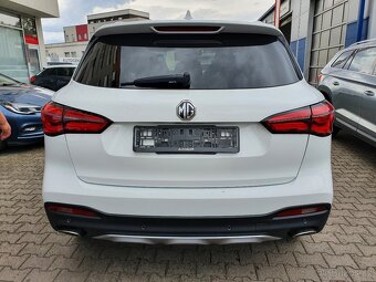 MG EHS PHEV Luxury 1.5 190kW - záruka Autodraft - - 6