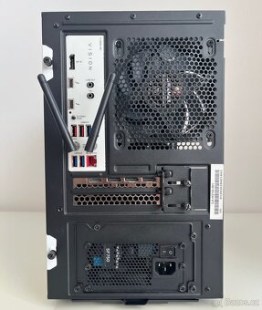 Custom Water-Cooled Gaming PC (Mini-ITX, RTX 3090) - 6