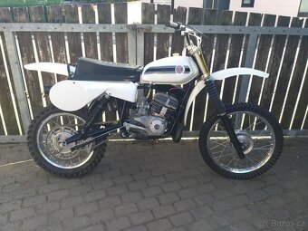 ČZ 250 513 - 6