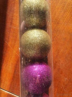 Vánoční stromeček s ozdobami - 6