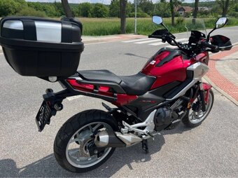 Prodám HONDA NC 750 X DCT 1822 KM - 6