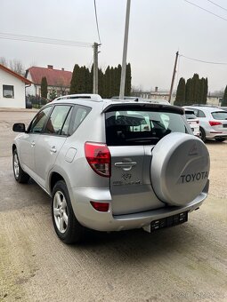 Toyota Rav4 2.2 D-4D 4x4 = Uzávierk, Bez korozie, = - 6