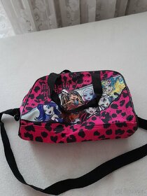 Fashion Time-návrhářka.Tašky-Violetta,Monster High. - 6