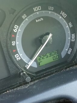 Prodám ŠKODA fabia 1,4 16 ventil - 6