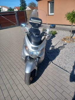 Suzuki AN 400 Burgman 2001 - 6