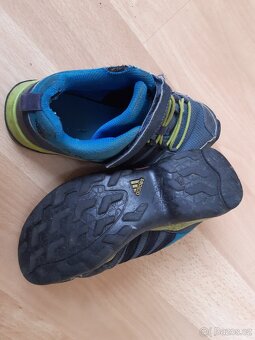 Botasky zn. Adidas vel. 32 - 6