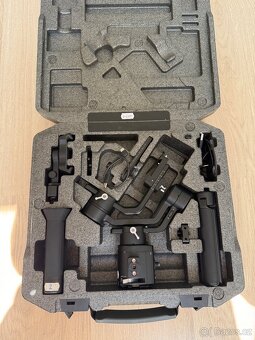 Prodám Sony a6000, Sigma 30mm, DJI Ronin SC, atd.. - 6