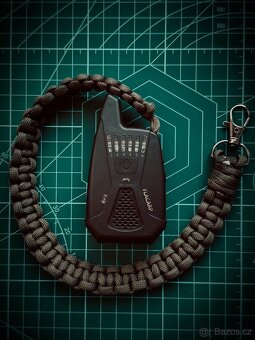 Paracord náramky a klíčenky – ruční výroba - 6