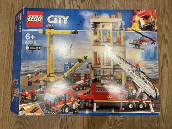 LEGO City 60216  hasičského sboru v centru města, 100% kompl - 6