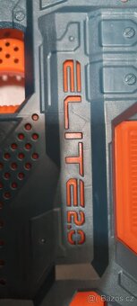 Nerf ELITE 2.0 - 2 zbraně: PHOENIX + COMMANDER - 6