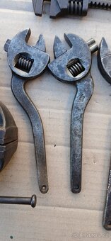 Hasáky,, svěrák - 6