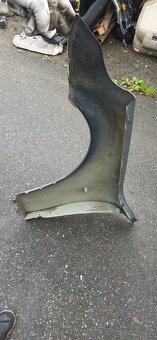 Pravy predni blatnik bmw 5 e60 e61 - 6
