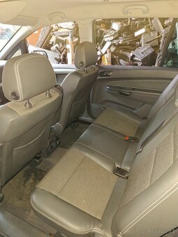 Opel Zafira - 6