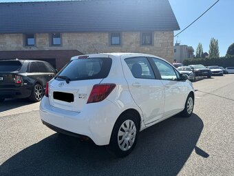 Toyota Yaris 1.0 VVT-i 51 kW - 6