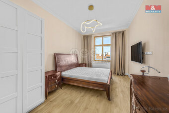 Pronájem bytu 2+1, 82 m², Praha, ul. Římská - 6