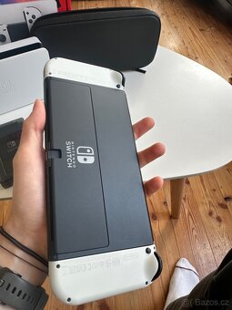 Nintendo switch OLED (top stav) + příslušenství - 6