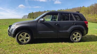 Suzuki Grand Vitara 2.4 - 6