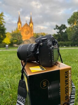 Nikon D7000 + objektiv a brašna - 6