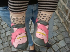 Obuv capáčky kůže vel. M, L, XL dívčí zn.Lilipuli - 6