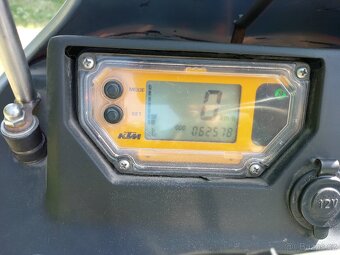 KTM LC4 Adventure - 6