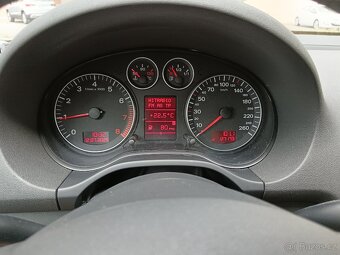 Prodám Audi A3 1.6i - 6