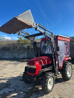 Traktor Jinma 354E s čelním nakladačem - 6