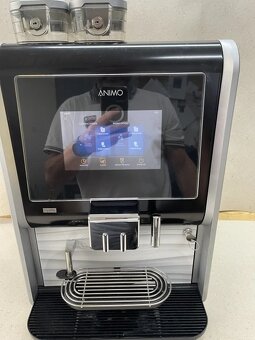 Profesionální kávovar pro přípravu Espressa - 6