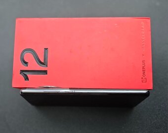 Vyměním OnePlus 12 / 6,82"/ 16+512 / Top STAV. - 6
