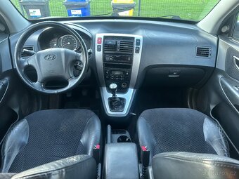 Hyundai Tucson 2.0. CRDi - 6