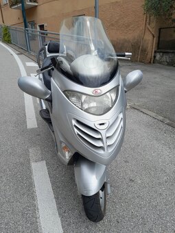 Kymco Grand Dink 125,  málo jetý - 6