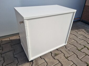 Zamykatelný kancelářský kontejner - 6