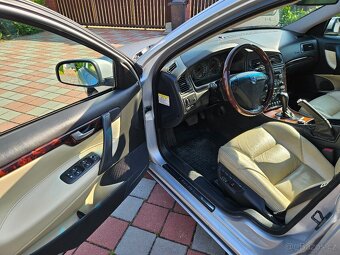 Volvo V70, D5,120KW, TOP VÝBAVA,2.MAJITEL r.v.2005 - 6
