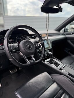 Passat 2.0 TDI 140 kW DSG R-Line DPH - 6