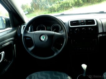 ŠKODA ROOMSTER 1,4 63 KW 16 V TOP STAV - 6