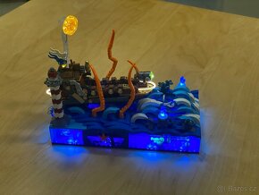 Svítící LEGO loď - lampa do dětského pokoje - 6