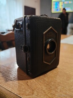 Zeiss Ikon Baby Box Tengor fotoaparát - 6