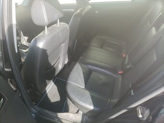 Ford Mondeo - díly - 6
