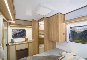 Karavan Niewiadow Lazur NTL - 6