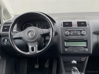 Volkswagen Touran 2.0TDI , 103 kW nafta, 2011 - 6